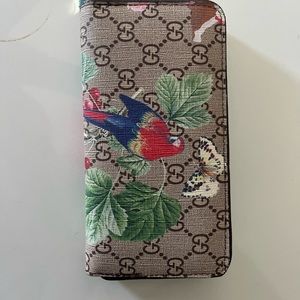 Gucci wallet